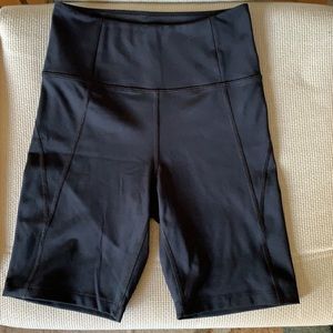 Girlfriend Collective Black High Rise Bike Short